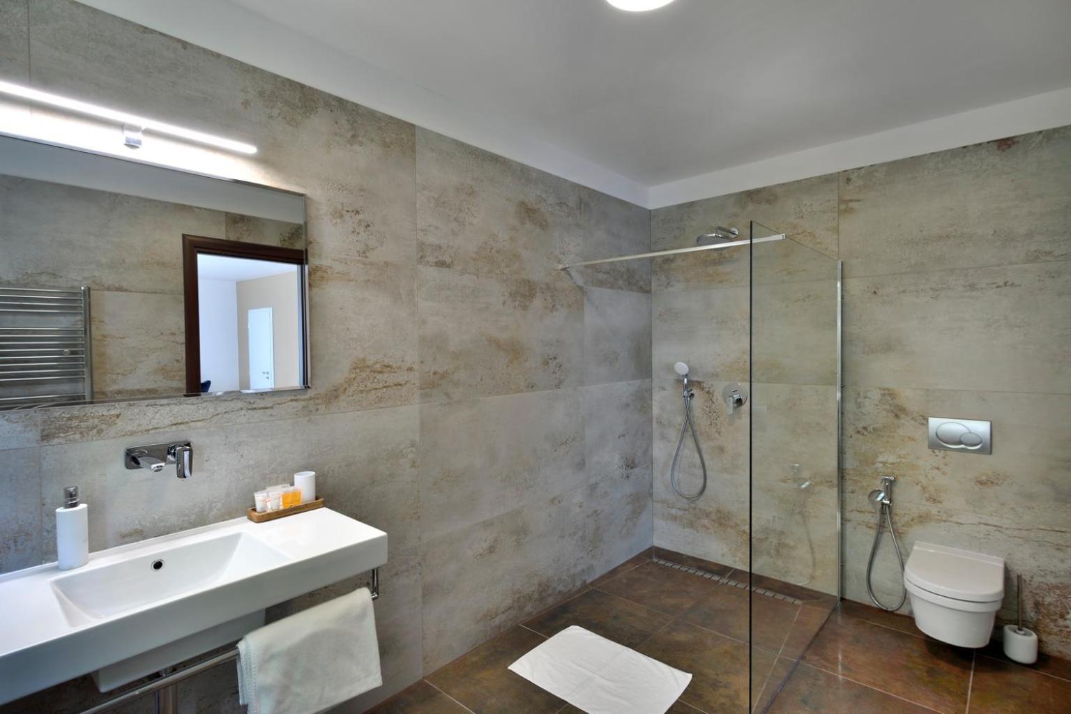 River View Apartments Hotel Bratislava Dış mekan fotoğraf