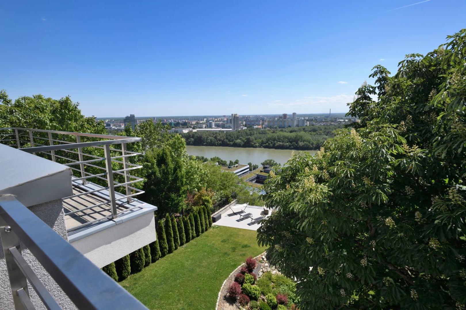 River View Apartments Hotel Bratislava Dış mekan fotoğraf